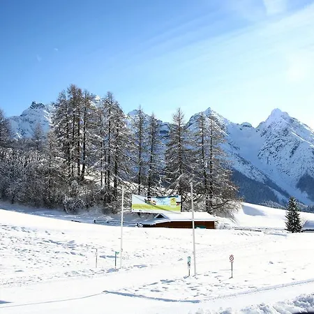 Garni Engiadina 3* Ftan