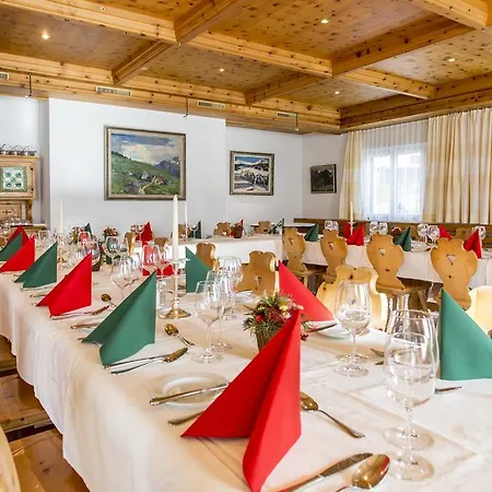 Garni Engiadina Hotel
